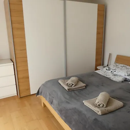 Top-2 In Mit Terrasse Apartment